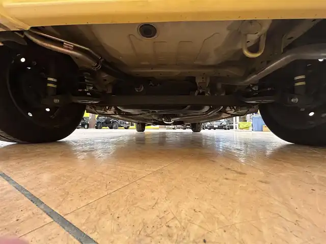 スズキ ワゴンＲ HYBRID FX 群馬県 2017(平29)年 4.3万km サニーイエローM 安全装備/・衝突軽減ブレーキ/・レーンキープアシスト/・横滑り防止/・オートライト/純正7インチワイドナビ/・AM/FM/DVD/CD/・フルセグTV/USB/・Bluetooth/ヘッドアップディスプレイ/運転席シートヒーター/ドライブレコーダー/純正フロアマット/純正ドアバイザー/スマートキー/プッシュスタート