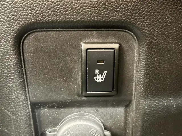 スズキ ワゴンＲ HYBRID FX 群馬県 2017(平29)年 4.3万km サニーイエローM 安全装備/・衝突軽減ブレーキ/・レーンキープアシスト/・横滑り防止/・オートライト/純正7インチワイドナビ/・AM/FM/DVD/CD/・フルセグTV/USB/・Bluetooth/ヘッドアップディスプレイ/運転席シートヒーター/ドライブレコーダー/純正フロアマット/純正ドアバイザー/スマートキー/プッシュスタート