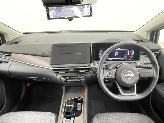 日産 オーラ G 千葉県 2021(令3)年 1.6万km ピュアホワイトパール 360°セーフティアシスト/・エマージェンシーブレーキ/・車線逸脱警報/・後側方車両検知警報/・標識検知/・ふらつき警報/全方位カメラ/デジタルインナーミラー/LEDオートライト/シーケンシャルウィンカー/前席シートヒーター/ステアリングヒーター/純正17インチアルミホイール/プッシュスタート/スマートキー
