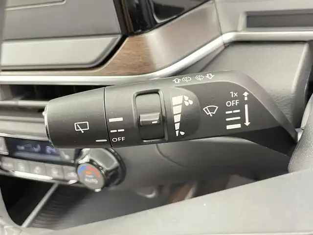 日産 オーラ G 千葉県 2021(令3)年 1.6万km ピュアホワイトパール 360°セーフティアシスト/・エマージェンシーブレーキ/・車線逸脱警報/・後側方車両検知警報/・標識検知/・ふらつき警報/全方位カメラ/デジタルインナーミラー/LEDオートライト/シーケンシャルウィンカー/前席シートヒーター/ステアリングヒーター/純正17インチアルミホイール/プッシュスタート/スマートキー