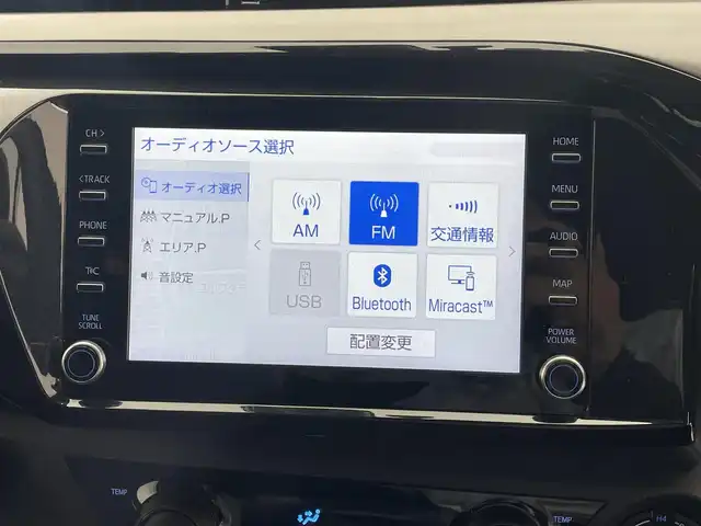 トヨタ ハイラックス Z GRスポーツ 滋賀県 2023(令5)年 2.7万km スーパーホワイトⅡ 純正8インチナビ/【Bluetooth/USB/Miracast】/バックカメラ/ハーフレザーシート/レーダークルーズコントロール/クリアランスソナー/レーンディパーチャーアラート/ヒルディセントコントロール/リアデフロック/LEDヘッドライト/オートライト/プリクラッシュセーフティ/前後ドライブレコーダー/ETC/MTモード付AT/プッシュスタート/スマートキー/ステアリングリモコン