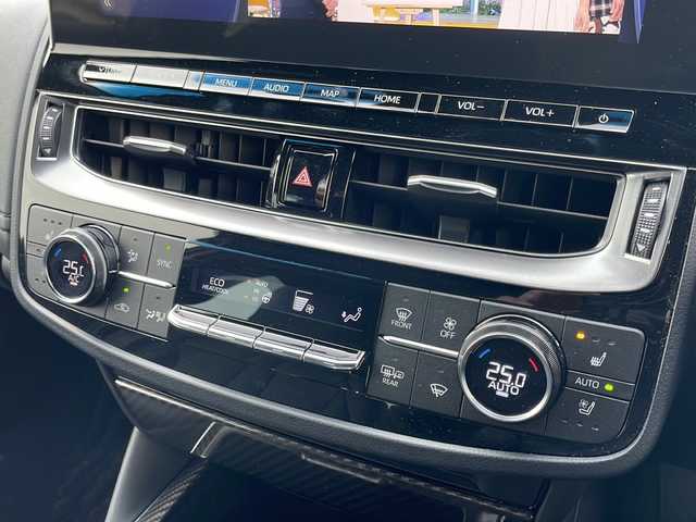 トヨタ クラウン ハイブリッド RS アドバンス Four 岩手県 2021(令3)年 6万km プレシャスブラックパール ＢＳＭ　寒冷地仕様　デジタルインナーミラー　純正エンスタ　ＡＣ１００Ｖ　純正１２．３型ナビ　全周囲Ｃ　ＤＶＤ再生　ＵＳＢ　フルセグ　前後ドラレコ　パワーレザーシート　全席シートヒーター　全席エアシート