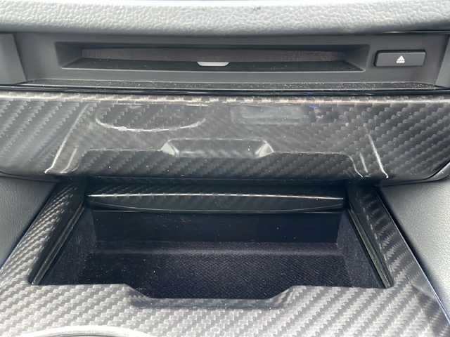 トヨタ クラウン ハイブリッド RS アドバンス Four 岩手県 2021(令3)年 6万km プレシャスブラックパール ＢＳＭ　寒冷地仕様　デジタルインナーミラー　純正エンスタ　ＡＣ１００Ｖ　純正１２．３型ナビ　全周囲Ｃ　ＤＶＤ再生　ＵＳＢ　フルセグ　前後ドラレコ　パワーレザーシート　全席シートヒーター　全席エアシート