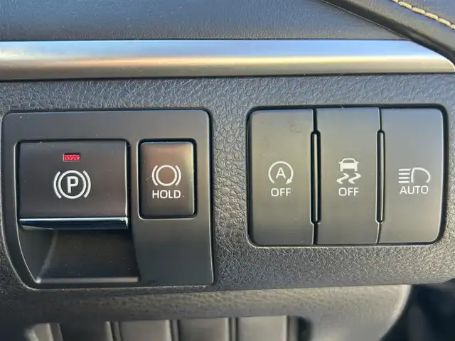 トヨタ ハリアー プログレス 埼玉県 2019(平31)年 4.9万km ブラック