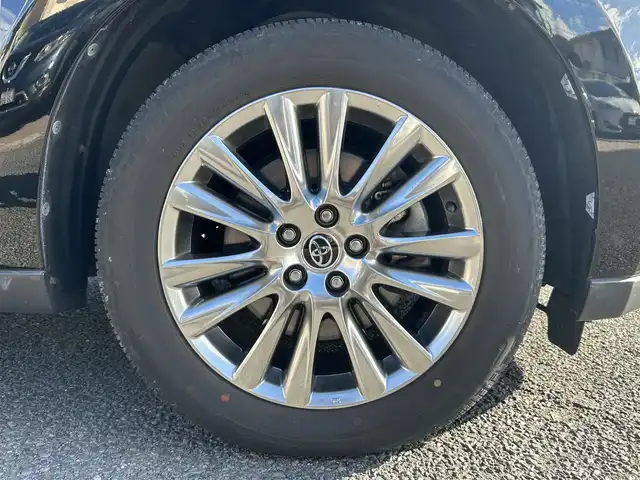 トヨタ ハリアー プログレス 埼玉県 2019(平31)年 4.9万km ブラック