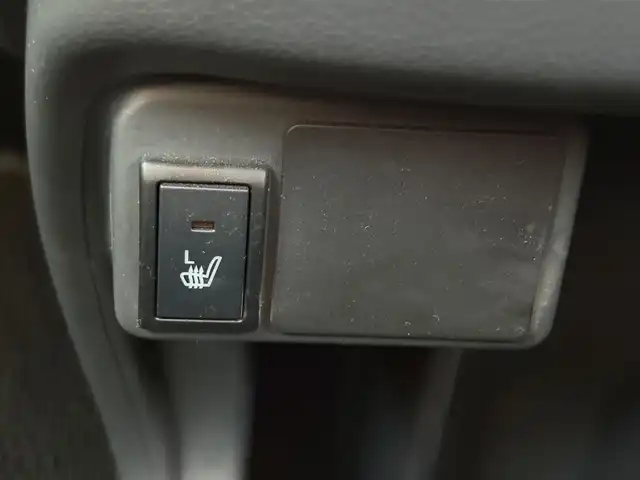 スズキ ハスラー X 埼玉県 2018(平30)年 2.4万km パッションオレンジマイカ/スペリアホワイト ・ディーラー点検記録完備/H31:R2:3:4:5:6:7年有り/・ワンオーナー　/・デュアルカメラブレーキサポート/・ナビＴＶ　ＳＤ　ＤＶＤ　ＢＴ　/・アラウンドビューモニター　/・前後ドライブレコーダー　/・オートライト/・LEDヘットライト/・フォグライト/・アイドリングストップ　/・シートヒーター　　/・プリクラッシュ　/・レーンアシスト/・スマートキー×２/・プッシュスタート/・純正15インチアルミ/・保証書/・取説