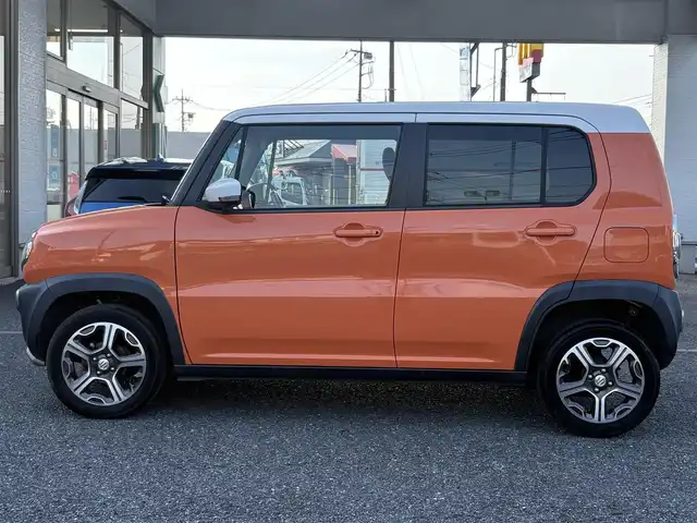 スズキ ハスラー X 埼玉県 2018(平30)年 2.4万km パッションオレンジマイカ/スペリアホワイト ・ディーラー点検記録完備/H31:R2:3:4:5:6:7年有り/・ワンオーナー　/・デュアルカメラブレーキサポート/・ナビＴＶ　ＳＤ　ＤＶＤ　ＢＴ　/・アラウンドビューモニター　/・前後ドライブレコーダー　/・オートライト/・LEDヘットライト/・フォグライト/・アイドリングストップ　/・シートヒーター　　/・プリクラッシュ　/・レーンアシスト/・スマートキー×２/・プッシュスタート/・純正15インチアルミ/・保証書/・取説