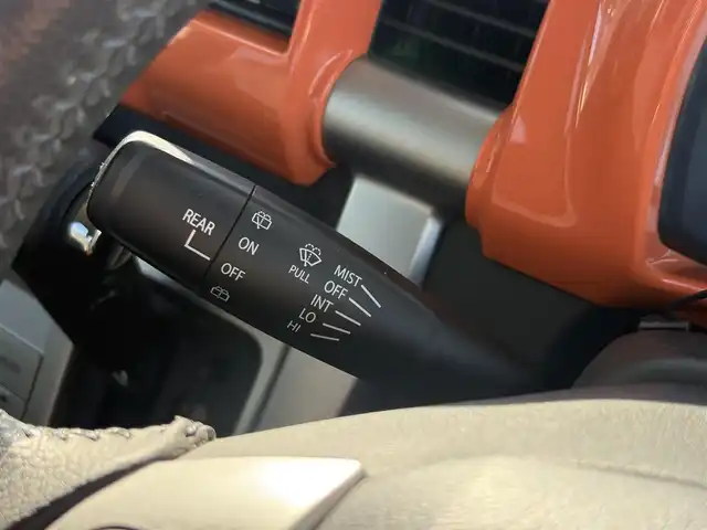 スズキ ハスラー X 埼玉県 2018(平30)年 2.4万km パッションオレンジマイカ/スペリアホワイト ・ディーラー点検記録完備/H31:R2:3:4:5:6:7年有り/・ワンオーナー　/・デュアルカメラブレーキサポート/・ナビＴＶ　ＳＤ　ＤＶＤ　ＢＴ　/・アラウンドビューモニター　/・前後ドライブレコーダー　/・オートライト/・LEDヘットライト/・フォグライト/・アイドリングストップ　/・シートヒーター　　/・プリクラッシュ　/・レーンアシスト/・スマートキー×２/・プッシュスタート/・純正15インチアルミ/・保証書/・取説