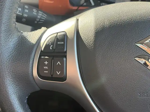 スズキ ハスラー X 埼玉県 2018(平30)年 2.4万km パッションオレンジマイカ/スペリアホワイト ・ディーラー点検記録完備/H31:R2:3:4:5:6:7年有り/・ワンオーナー　/・デュアルカメラブレーキサポート/・ナビＴＶ　ＳＤ　ＤＶＤ　ＢＴ　/・アラウンドビューモニター　/・前後ドライブレコーダー　/・オートライト/・LEDヘットライト/・フォグライト/・アイドリングストップ　/・シートヒーター　　/・プリクラッシュ　/・レーンアシスト/・スマートキー×２/・プッシュスタート/・純正15インチアルミ/・保証書/・取説