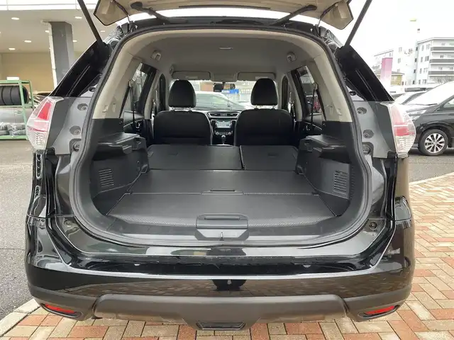 日産 エクストレイル 20X 新潟県 2015(平27)年 7.8万km ダイヤモンドブラック (株)IDOMが運営する【じしゃロン新潟店】の自社ローン対象車両になります。こちらは現金ご利用時の価格です。自社ローンご希望の方は別途その旨お申付け下さい。/プッシュスタート/スマートキー/スペアキー１本付/純正ナビ/フルセグテレビ/Bluetooth接続可能/CD、DVD、AM、FM視聴可能/ETC/ドライブレコーダー/シートヒーター(D席N席)/本革巻きステアリング/純正AW/ウインカーミラー