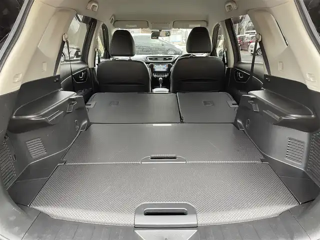 日産 エクストレイル 20X 新潟県 2015(平27)年 7.8万km ダイヤモンドブラック (株)IDOMが運営する【じしゃロン新潟店】の自社ローン対象車両になります。こちらは現金ご利用時の価格です。自社ローンご希望の方は別途その旨お申付け下さい。/プッシュスタート/スマートキー/スペアキー１本付/純正ナビ/フルセグテレビ/Bluetooth接続可能/CD、DVD、AM、FM視聴可能/ETC/ドライブレコーダー/シートヒーター(D席N席)/本革巻きステアリング/純正AW/ウインカーミラー