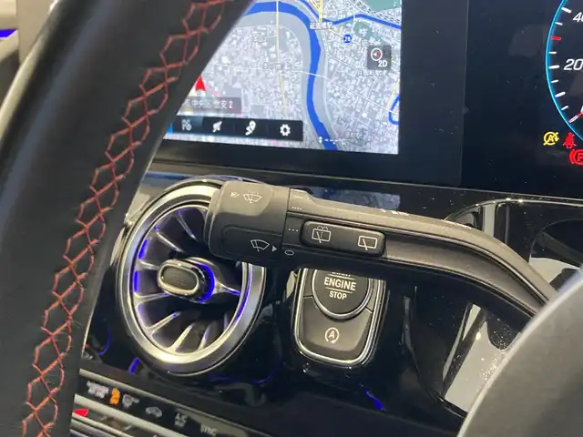 メルセデス・ベンツ Ｍ・ベンツ ＧＬＡ２００ｄ 4マチック AMGライン 熊本県 2022(令4)年 3.1万km マウンテングレー ・ワンオーナー/・スマートキー/・プッシュスタート/・DSR/・アクティブステアリングアシスト/・道路標識アシスト/・アクティブレーンキーピングアシスト/・アテンションアシスト/・ブラインドスポットモニター/・インテリジェントライトシステム/・クルーズコントロール(追従式)/・ハーフレザーシート/・前席パワーシート/・前席シートヒーター/・純正メモリナビ/　【Bluetooth・USB・AppleCarPlay・AndroidAuto】/・フルセグTV/・全方位カメラ/・ETC2.0/・パワーバックドア/・LEDヘッドランプ/・純正マット