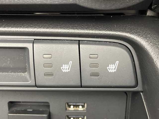 マツダ ロードスター S レザーパッケージ 群馬県 2016(平28)年 6.4万km セラミックM レザーシート　シートヒーター　ＥＴＣ　ドラレコ　ＢＳＭ　レーンアシスト　パドルシフト　スマートキー　純正１６インチアルミホイール　ＬＥＤヘッドライト　オートライト　ステアリングスイッチ　禁煙車