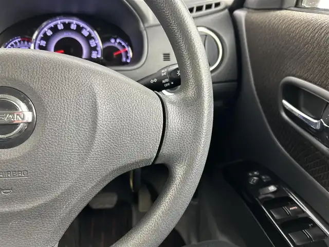 日産 ルークス ハイウェイスター 千葉県 2013(平25)年 6.6万km ミステリアスバイオレットパール 禁煙車/純正７型ナビ（MM112-A）/CD＆DVD＆ＴＶ＆AM＆FM/片側電動スライドドア　/ＨＩＤヘッドライト（オートライト機能付）/フォグランプ/スマートキー　/ＩＳＯＦＩＸ　/１２Ｖシガーソケット/電動格納サイドミラー　/ドアバイザー　/フロアマット/純正アルミホイール/ウィンカーミラー/プッシュスタート