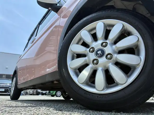 スズキ ラパン X 熊本県 2020(令2)年 3.7万km コフレピンクパールメタリック/ホワイト2トーンルーフ 純正SDナビ(CN-RZ753W)/【フルセグTV/CD/DVD/SD/USB/Bluetooth】/全方位カメラ/衝突被害軽減システム/レーンキープアシスト/コーナーセンサー(後ろ)/D席シートヒーター/純正14インチアルミホイール/オートライト/オートマチックハイビーム/ビルトインETC/アイドリングストップ/横滑り防止装置/盗難防止装置/純正フロアマット/プッシュスタート/スマートキー/スペアキー/取扱説明書/保証書