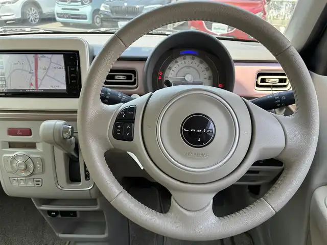 スズキ ラパン X 熊本県 2020(令2)年 3.7万km コフレピンクパールメタリック/ホワイト2トーンルーフ 純正SDナビ(CN-RZ753W)/【フルセグTV/CD/DVD/SD/USB/Bluetooth】/全方位カメラ/衝突被害軽減システム/レーンキープアシスト/コーナーセンサー(後ろ)/D席シートヒーター/純正14インチアルミホイール/オートライト/オートマチックハイビーム/ビルトインETC/アイドリングストップ/横滑り防止装置/盗難防止装置/純正フロアマット/プッシュスタート/スマートキー/スペアキー/取扱説明書/保証書