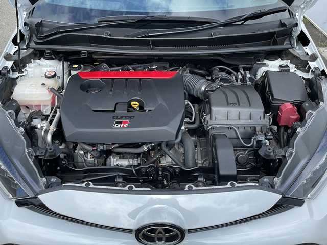 トヨタ ＧＲヤリス RZ ハイパフォーマンス 岩手県 2021(令3)年 4.3万km プラチナホワイトパールマイカ トヨタセーフティセンス　ＪＢＬ　純正ＢＢＳ製１８ＡＷ　インタークーラー冷却スプレー　純正ナビ　バックＣ　Ｂｌｕｅｔｏｏｔｈ　ＵＳＢ　フルセグ　シートヒーター　ステアヒーター　ＥＴＣ２．０　ＢＳＭ