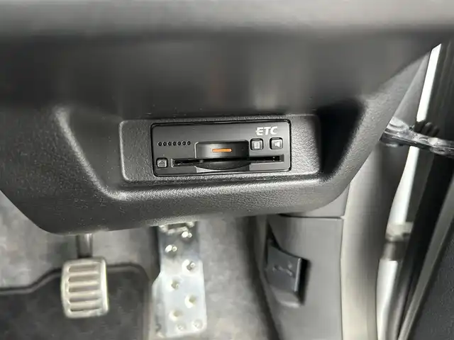 スズキ アルト ワークス 長崎県 2017(平29)年 4.2万km スチールシルバーM 社外SDナビ(Bluetooth/DISC/TV/FM/AM)/プッシュスタート/バックカメラ/スマートキー/オートライト/ビルトインETC/電動格納ミラー/保証書/取説/スペアキー/WORK16インチアルミホイール/FUJITSUBOマフラー(RIVID)/MONSTER SPORTエアロ(フロント/ウィンドウバイザー/GTウィング/サスペンション)/純正RECAROシート