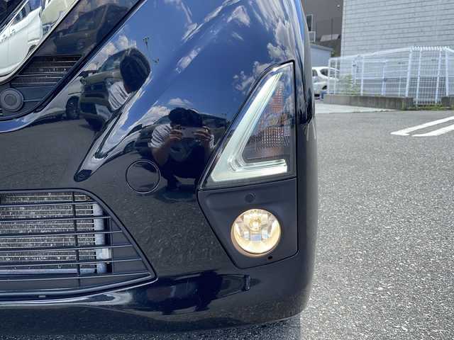 日産 デイズ ハイウェイスターG ターボ 愛知県 2020(令2)年 6.9万km ブラック 純正9インチナビ/ＤＶＤ再生/Bluetooth再生/全周囲カメラ/シートヒーター/衝突軽減装置/クリアランスソナー/アイドリングストップ/ＬＥＤヘッドライト/オートライト/オートエアコン/純正15インチアルミホイール/スマートキー