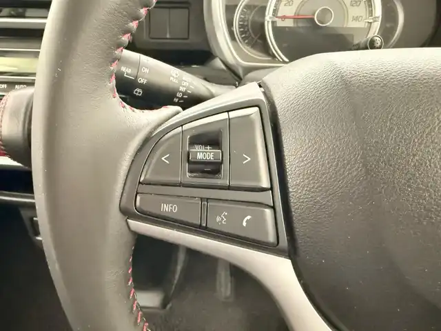 スズキ スペーシア カスタム HYBRID XS 兵庫県 2018(平30)年 8.2万km ブルーイッシュブラックパール3 ディーラーOPメモリナビ（SKX-S802）/（フルセグ/CD/DVD/SD/Bluetooth）/ビルトインETC/ハーフレザーシート/運転席シートヒーター/両側パワースライドドア/純正15インチアルミホイール/社外マット・バイザー/LEDヘッドライト/LEDフォグ/クリアナンスソナー/アイドリングストップ/PCM/LKA/サーキュレーター/スペアキー
