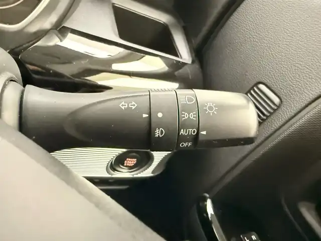 スズキ スペーシア カスタム HYBRID XS 兵庫県 2018(平30)年 8.2万km ブルーイッシュブラックパール3 ディーラーOPメモリナビ（SKX-S802）/（フルセグ/CD/DVD/SD/Bluetooth）/ビルトインETC/ハーフレザーシート/運転席シートヒーター/両側パワースライドドア/純正15インチアルミホイール/社外マット・バイザー/LEDヘッドライト/LEDフォグ/クリアナンスソナー/アイドリングストップ/PCM/LKA/サーキュレーター/スペアキー