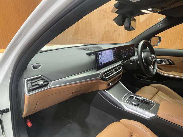 ＢＭＷ ３２０ｄ xDrive Mスポーツ 千葉県 2023(令5)年 5.1万km アルピンホワイト ＭスポーツシートＰＫＧ　/茶革シート　/ＡＣＣ　/ナビ　/ＣａｒＰｌａｙ　/３６０°　/シートヒーター　/電動シート　/電動トランク　/高速道路渋滞時ハンズオフ　/パーキングアシスト　/衝突軽減Ｂ　/ＢＳＭ　/ＬＫＡ