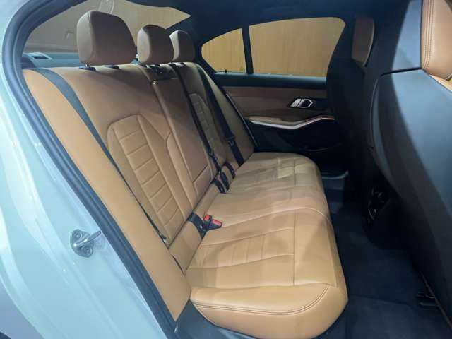 ＢＭＷ ３２０ｄ xDrive Mスポーツ 千葉県 2023(令5)年 5.1万km アルピンホワイト ＭスポーツシートＰＫＧ　/茶革シート　/ＡＣＣ　/ナビ　/ＣａｒＰｌａｙ　/３６０°　/シートヒーター　/電動シート　/電動トランク　/高速道路渋滞時ハンズオフ　/パーキングアシスト　/衝突軽減Ｂ　/ＢＳＭ　/ＬＫＡ