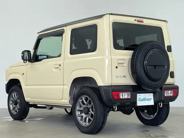 スズキ ジムニー XC 鹿児島県 2024(令6)年 0.5万km シフォンアイボリーメタリックブラック2トーンルーフ ワンオーナー　/スズキセーフティサポート/社外ナビ　/（フルセグ/Ｂｌｕｅｔｏｏｔｈ/CD/DVD)　/バックカメラ　/クルーズコントロール　/オートライト　/ヘッドライトウォッシャー　/シートヒーター　/ダウンヒルアシストコントロール/コーナーセンサー/LEDヘッドライト　/プッシュスタートボタン/スマートキー