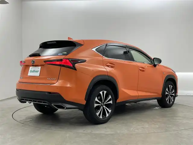 レクサス ＮＸ 300 Fスポーツ 埼玉県 2018(平30)年 3.3万km オレンジ メーカーナビ　パノラマルーフ　白革シート　バックカメラ　ＬＥＤライト　レーダークルーズ　シートヒーター　ベンチレーション　ステアリングヒーター　コーナーセンサー　電動リアゲート　ＥＴＣ２．０　ドラレコ