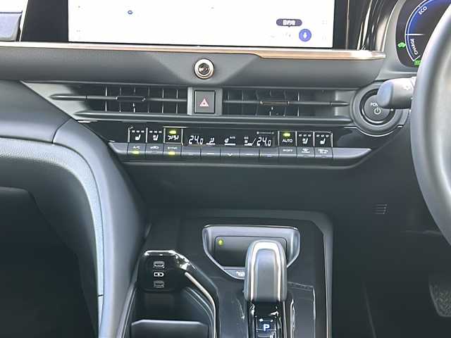 トヨタ クラウン スポーツ Z 愛知県 2024(令6)年 0.4万km ブラック ワンオーナー/フルモデリスタエアロ/メーカーオプションナビ/デジタルインナーミラー/モデリスタドアノブカバー/全方位カメラ/メモリーシート/パワーシート/シートヒーター/ベンチレーション/ステアリングヒーター/レーダークルーズコントロール/AC100W/パワーバックドア/タイプC充電器/置くだけ充電/革巻きステアリング/電格ミラー/純正アルミホイール/ハーフレザーシート/ETC2.0/ドアバイザー/フルセグTV/保証書/電子取扱説明書/スペアキー/プッシュスタート/フォグランプ/ミラーウィンカー