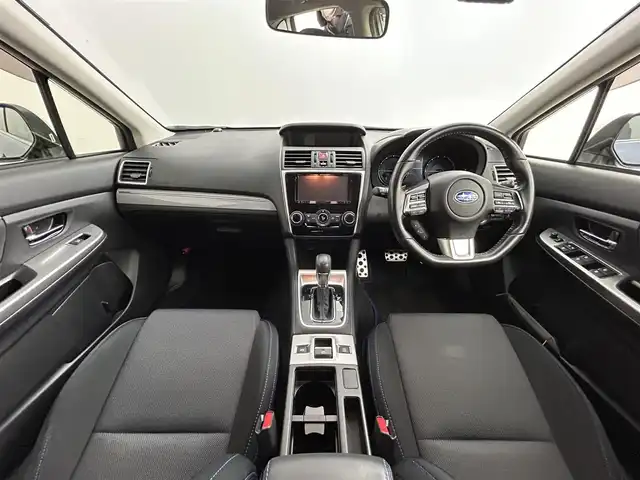 スバル レヴォーグ 1．6GT－S アイサイト 道央・札幌 2015(平27)年 8.3万km スティールブルーグレーM ・４WD/・社外メモリナビ(AVIC-RZ09)/・CD/DVD/SD/USB/BT/フルセグ/・バックカメラ/・ETC/・社外ドライブレコーダー（KZR-S100W）/・アイサイト/・SI-DRIVE/・レーンキープアシスト/・アダプティブクルーズコントロール/・横滑り防止装置/・ブラインドスポットモニター/・アイドリングストップ/・ステアリングスイッチ/・LEDヘッドライト/・フロントフォグライト/・オートライト/・電動格納ウインカーミラー/・D+N席パワーシート/・純正18インチAW/・積込社外AW夏タイヤ18インチ/・トノカバー/・社外フロアマット/・プッシュスタート/・スマートキー/・取扱説明書