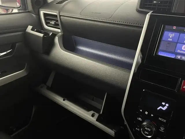 トヨタ タンク カスタムG－T 大分県 2017(平29)年 7.2万km マゼンタベリーマイカM 純正SDナビ（NSCD-W66）/　BT/CD/フルセグ/クルーズコントロール/アイドリングストップ/バックカメラ/オートライト/コーナーセンサー/ビルトインETC/フロアマット/プッシュスタート