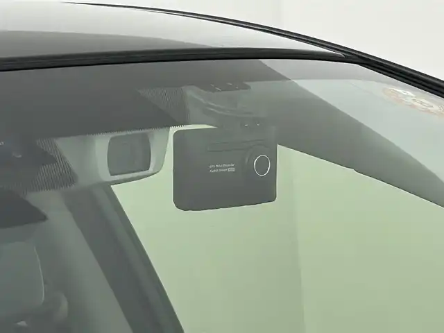 スバル レヴォーグ 2．0GT アイサイト 道央・札幌 2015(平27)年 6万km ダークグレーメタリック ・４WD/・社外ナビ/　CD/DVD/SD/BT/フルセグ/・バックカメラ/・ETC/・前後ドライブレコーダー/・アイサイト/・レーダークルーズコントロール/・レーンキープアシスト/・SI-DRIVE/・ヒルディセントコントロール/・前席パワーシート/・LEDヘッドライト/・フォグライト/・オートライト/・プッシュスタート/・スマートキー/・純正フロアマット/・ドアバイザー