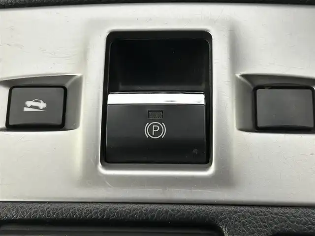 スバル レヴォーグ 2．0GT アイサイト 道央・札幌 2015(平27)年 6万km ダークグレーメタリック ・４WD/・社外ナビ/　CD/DVD/SD/BT/フルセグ/・バックカメラ/・ETC/・前後ドライブレコーダー/・アイサイト/・レーダークルーズコントロール/・レーンキープアシスト/・SI-DRIVE/・ヒルディセントコントロール/・前席パワーシート/・LEDヘッドライト/・フォグライト/・オートライト/・プッシュスタート/・スマートキー/・純正フロアマット/・ドアバイザー