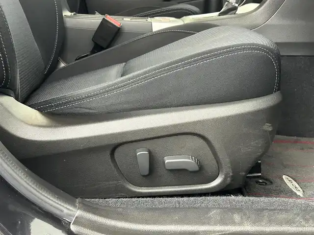 スバル レヴォーグ 2．0GT アイサイト 道央・札幌 2015(平27)年 6万km ダークグレーメタリック ・４WD/・社外ナビ/　CD/DVD/SD/BT/フルセグ/・バックカメラ/・ETC/・前後ドライブレコーダー/・アイサイト/・レーダークルーズコントロール/・レーンキープアシスト/・SI-DRIVE/・ヒルディセントコントロール/・前席パワーシート/・LEDヘッドライト/・フォグライト/・オートライト/・プッシュスタート/・スマートキー/・純正フロアマット/・ドアバイザー