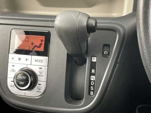 トヨタ パッソ モーダ　S 愛知県 2016(平28)年 4万km ブラックマイカメタリック 禁煙車/純正7インチナビ/(Bluetooth CD DVD SD AUX 品番：NSCD-W66)/バックカメラ/衝突軽減ブレーキ/パーキングセンサー/ETC/ドライブレコーダー/アイドリングストップ/純正フロアマット/プッシュスタート/スマートキー/LEDヘッドライト/オートエアコン/Wエアバック