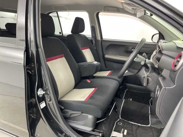 トヨタ パッソ モーダ　S 愛知県 2016(平28)年 4万km ブラックマイカメタリック 禁煙車/純正7インチナビ/(Bluetooth CD DVD SD AUX 品番：NSCD-W66)/バックカメラ/衝突軽減ブレーキ/パーキングセンサー/ETC/ドライブレコーダー/アイドリングストップ/純正フロアマット/プッシュスタート/スマートキー/LEDヘッドライト/オートエアコン/Wエアバック