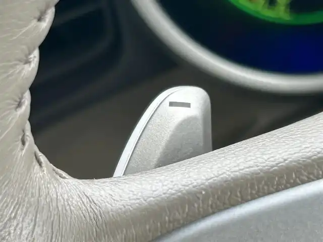 ホンダ Ｎ ＢＯＸ G ターボパッケージ 和歌山県 2013(平25)年 5.2万km ヒダマリアイボリーパール 純正ナビ/バックカメラ/両側パワースライドドア/横滑り防止装置/クルーズコントロール/パドルシフト/純正アルミホイール/電動格納ミラー/ECON/シガーソケット/ヘッドライトレベライザー/ハロゲンヘッドライト