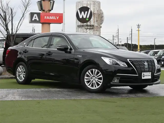 トヨタ クラウン ハイブリッド ロイヤル 千葉県 2013(平25)年 7.4万km ブラック 純正SDナビ/地デジTV/【DVD/CD再生機能　Bluetooth接続】/バックカメラ/前席シートヒーター/革巻きステアリング/ETC/HIDヘッドライト/フォグライト/ウインカーミラー/純正16インチアルミホイル/サイド/カーテンエアバッグ/スマートキー