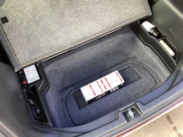 ホンダ Ｎ ＯＮＥ プレミアム Lパッケージ 兵庫県 2013(平25)年 1.5万km プレミアムディープロッソパール 登録時14388km/純正ディスプレイオーディオ/ ・バックカメラ/ ・Bluetooth/ ・HDMI/USB/ ・CD/FM/AM/キセノンヘッドライト/フォグランプ/オートライト/純正14インチAW/革巻きステアリング/シートリフター/社外前後ドライブレコーダー/ETC/スマートキーx2