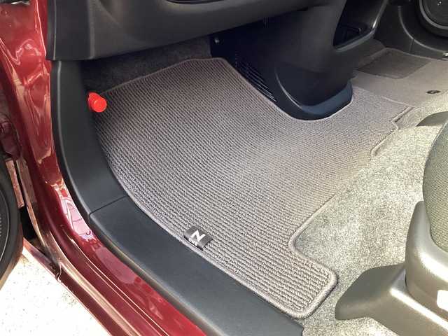 ホンダ Ｎ ＯＮＥ プレミアム Lパッケージ 兵庫県 2013(平25)年 1.5万km プレミアムディープロッソパール 登録時14388km/純正ディスプレイオーディオ/ ・バックカメラ/ ・Bluetooth/ ・HDMI/USB/ ・CD/FM/AM/キセノンヘッドライト/フォグランプ/オートライト/純正14インチAW/革巻きステアリング/シートリフター/社外前後ドライブレコーダー/ETC/スマートキーx2