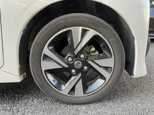 日産 ルークス ハイウェイスター Gターボ 埼玉県 2021(令3)年 12.8万km ホワイトパール (株)IDOMが運営する【じしゃロン鳩ヶ谷店】の自社ローン専用車両になりますこちらは現金またはオートローンご利用時の価格です。自社ローンご希望の方は別途その旨お申付け下さい/オーディオレス/セーフティシールドスイッチ/車線逸脱防止支援システム/後側方衝突防止支援システム/インテリジェントルームミラー/アラウンドビューモニター/ハンズフリーオートスライドドア/ＬＥＤヘッドライト