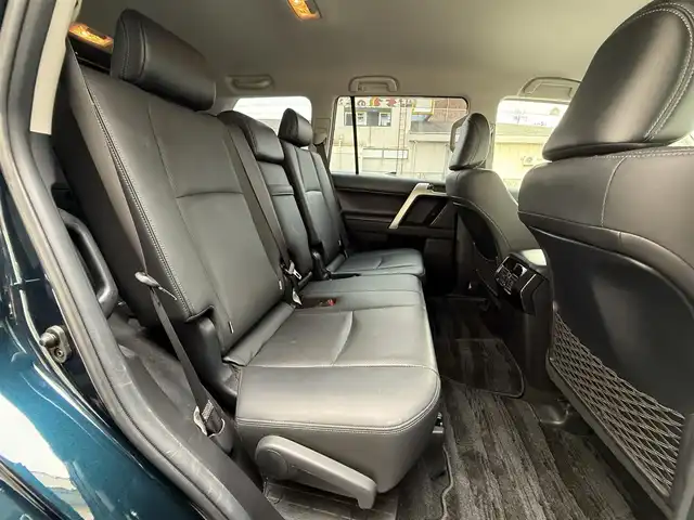 トヨタ ランドクルーザー プラド TX Lパッケージ ブラックED 滋賀県 2020(令2)年 5.3万km ブラッキッシュアゲハガラスフレーク ワンオーナー/純正SDナビ/フルセグテレビ/バックカメラ/ウィンカーミラー/クルーズコントロール/プッシュスタート/ETC/ルーフレール/D＋N席シートヒーター/D＋N席エアシート/Bluetooth