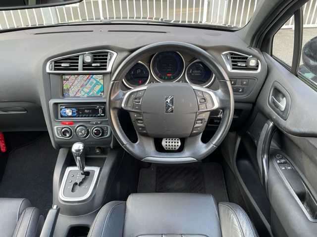 ＤＳオートモビル ＤＳ４ フォーブール アディクト 神奈川県 2014(平26)年 7.1万km パープル 純正HDDナビ/バックカメラ/レザーシート	/ETC	/純正HIDヘッドライト	/オートライト	/キーレスエントリーキー		/純正17インチAW/取扱説明書/新車時保証書