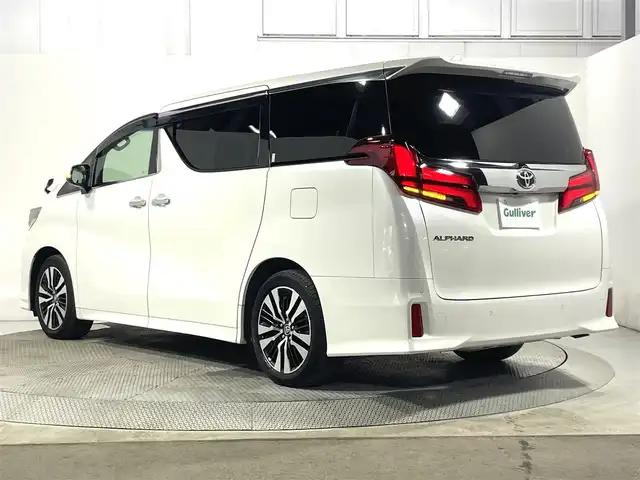 トヨタ アルファード S Cパッケージ 大阪府 2020(令2)年 2.8万km ホワイトパールクリスタルシャイン サンルーフ　黒革シート　純正ナビＴＶ　後席モニター　　三眼ＬＥＤ　デジタルインナーミラー　パワーシート／ヒーター／エアコン　電動リアゲート　衝突軽減　レーダーＣ　ＢＳＭ　クリアランスソナー
