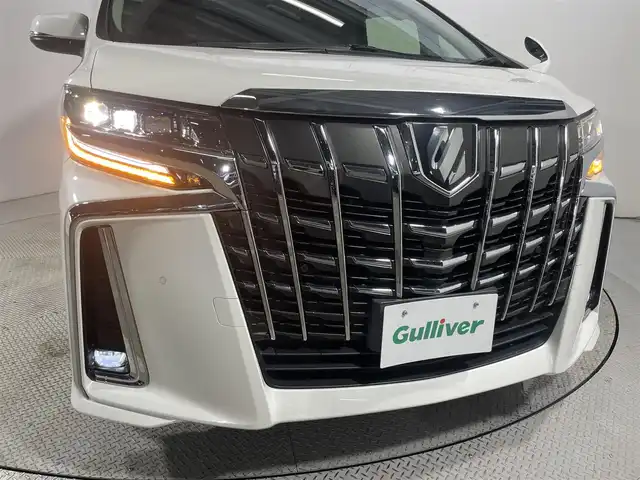 トヨタ アルファード S Cパッケージ 大阪府 2020(令2)年 2.8万km ホワイトパールクリスタルシャイン サンルーフ　黒革シート　純正ナビＴＶ　後席モニター　　三眼ＬＥＤ　デジタルインナーミラー　パワーシート／ヒーター／エアコン　電動リアゲート　衝突軽減　レーダーＣ　ＢＳＭ　クリアランスソナー