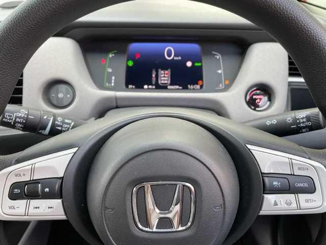 ホンダ フィット e:HEVクロスター 神奈川県 2022(令4)年 2.7万km サーフブルー ワンオーナー/純正メモリーナビ【VXM-225Ci】/・CD/ラジオ/USB/Bluetooth/バックカメラ/クリアランスソナー/ホンダセンシング/・衝突軽減ブレーキ/・踏み間違い衝突軽減システム/・歩行者事故低減ステアリング/・アダプティブクルーズコントロール/・車線維持支援システム/・路外逸脱抑制機能/・先行車発進お知らせ機能/・標識認識機能/ドライブレコーダー/ビルトインETC/純正16インチAW/純正LEDヘッドライト/ヘッドライトレベライザー/D席シートリフター/プッシュEgスタート/ストップ/スマートキー×2/ターンランプ付電動格納ドアミラー/純正フロアマット/取扱説明書/ナビ取扱説明書/新車時保証書