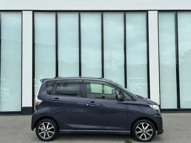 日産 デイズ ハイウェイスターG ターボ 大阪府 2017(平29)年 1.3万km プレミアムパープルP 純正ナビ　/   フルセグTV/CD/DVD/Bluetooth/アラウンドビューモニター/衝突軽減ブレーキ/クルーズコントロール　/アイドリングストップ　/前方ドライブレコーダー/オートマチックハイビーム　/純正15インチアルミホイール　/純正フロアマット　/プッシュスタート　/スマートキー　/ＥＴＣ　/ＬＥＤ/禁煙車
