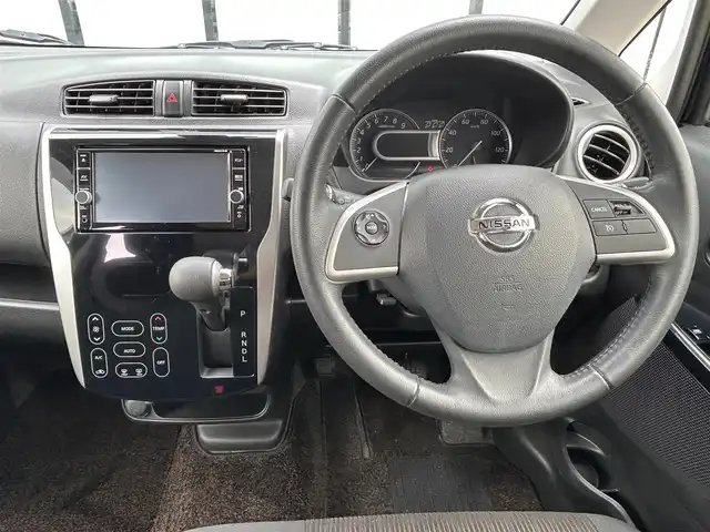 日産 デイズ ハイウェイスターG ターボ 大阪府 2017(平29)年 1.3万km プレミアムパープルP 純正ナビ　/   フルセグTV/CD/DVD/Bluetooth/アラウンドビューモニター/衝突軽減ブレーキ/クルーズコントロール　/アイドリングストップ　/前方ドライブレコーダー/オートマチックハイビーム　/純正15インチアルミホイール　/純正フロアマット　/プッシュスタート　/スマートキー　/ＥＴＣ　/ＬＥＤ/禁煙車