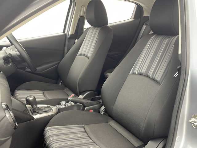マツダ マツダ２ 15S 兵庫県 2020(令2)年 6.7万km ソニックシルバーM ・純正ナビ/BT/USB/AppleCarPlay/Android Auto)/・バックカメラ/・ビルトインETC/・i-ACTIVSENSE/・スマートシティブレーキサポート/・車線逸脱警報システム/・ブラインドスポットモニター/・パーキングセンサー/・LEDライト/・オートライト/・オートワイパー/・スマートキー/・スペアキー